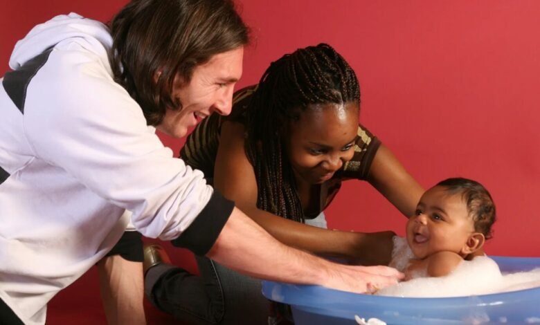 Messi held baby Yamal UNICEF photos