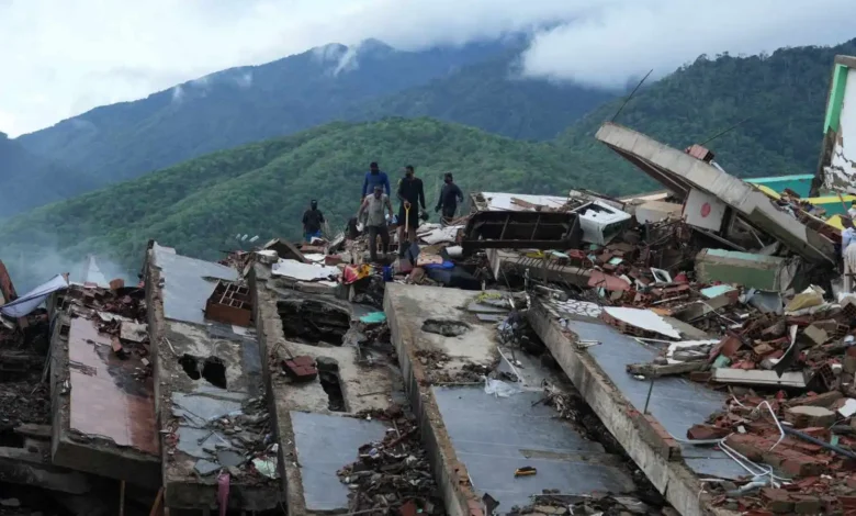 Toddler rescued after Venezuela earthquake