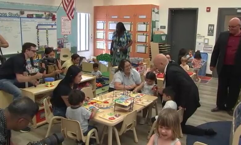 LA schools screen-time rules
