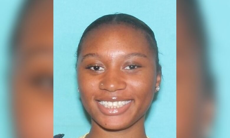 missing 16-year-old girl in Philadelphia