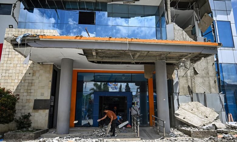 Indonesia earthquake children